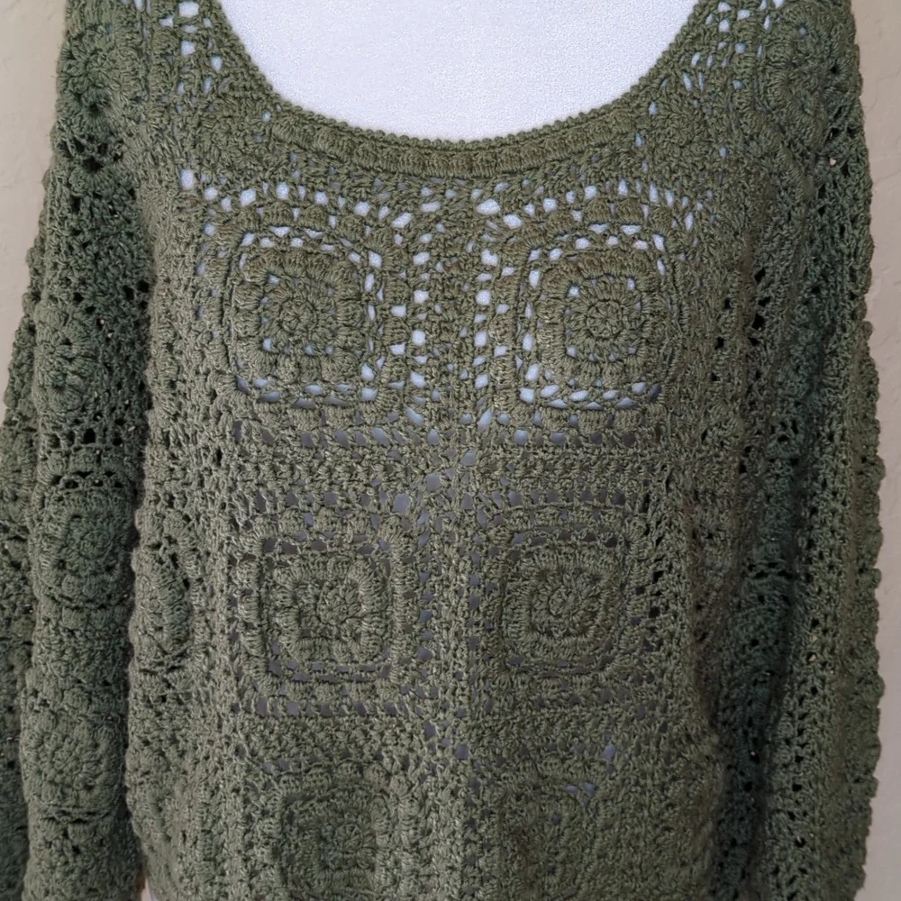 Zara Moss Green Limited Edition Crocheted Scoop Neck Sweater Size Small